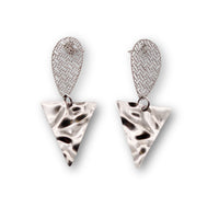 Hammered Stainless Steel Triangle with Stainless Steel Net Drop Top Earrings