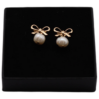 Bow Pearl Earrings