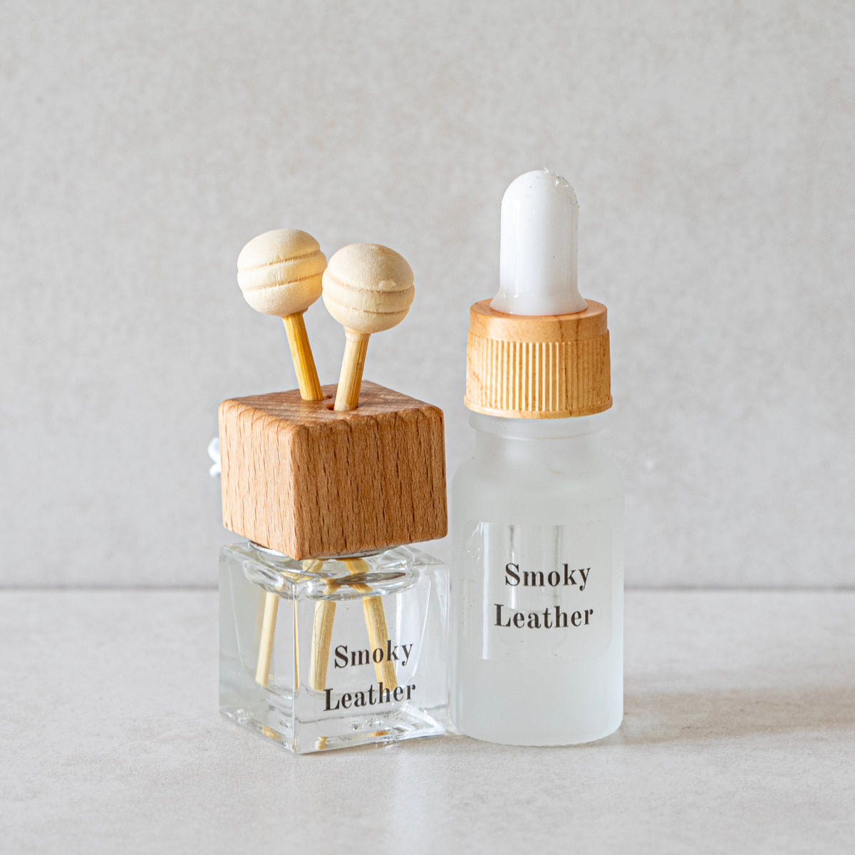 Smoky Leather Car Reed Diffuser With Refill