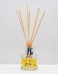 Perfect for slow evenings and quiet moments of reflection Luxury long lasting Tonka Tobacco reed diffuser with natural wooden sticks in a 100ml
clear glass bottle with silver top.